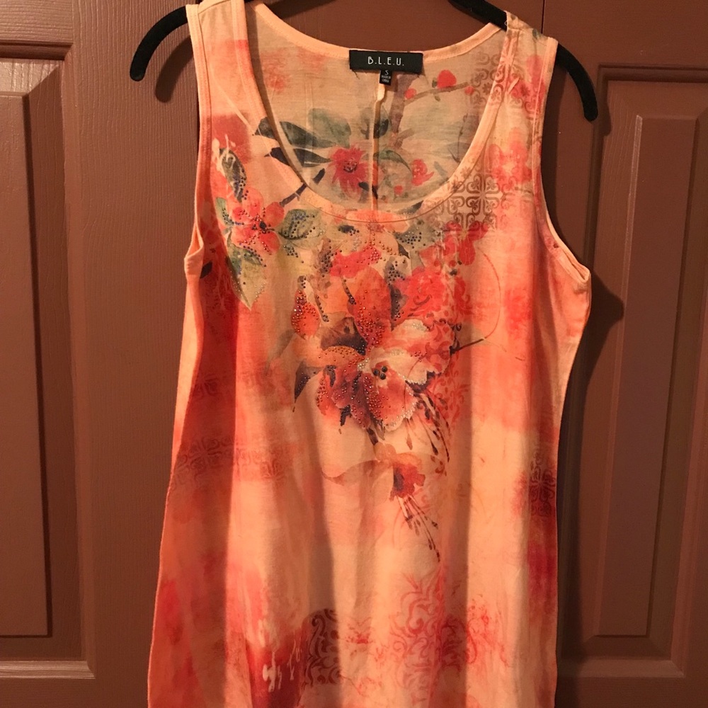 B.L.E.U.   LONG Floral TANK TOP